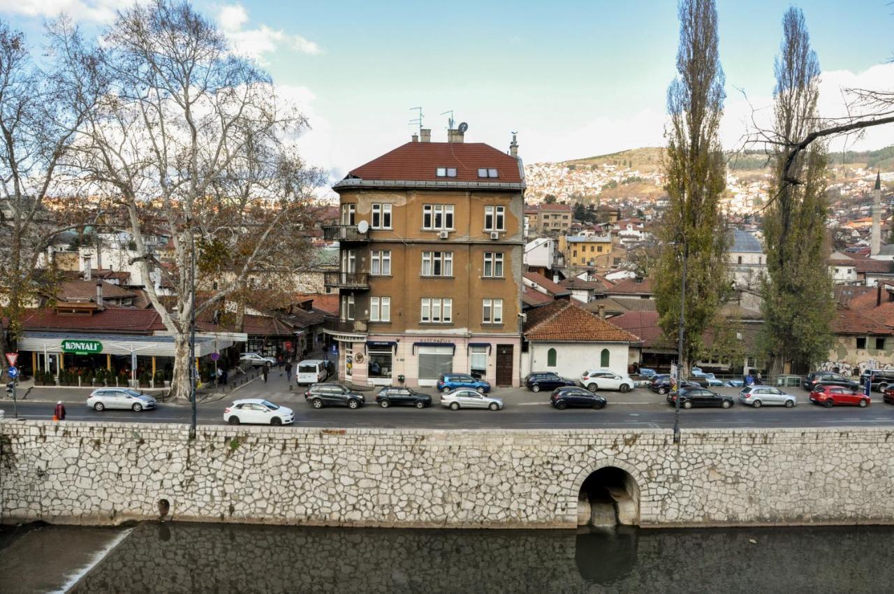 Maroon Free Parking Appartement Sarajevo Buitenkant foto